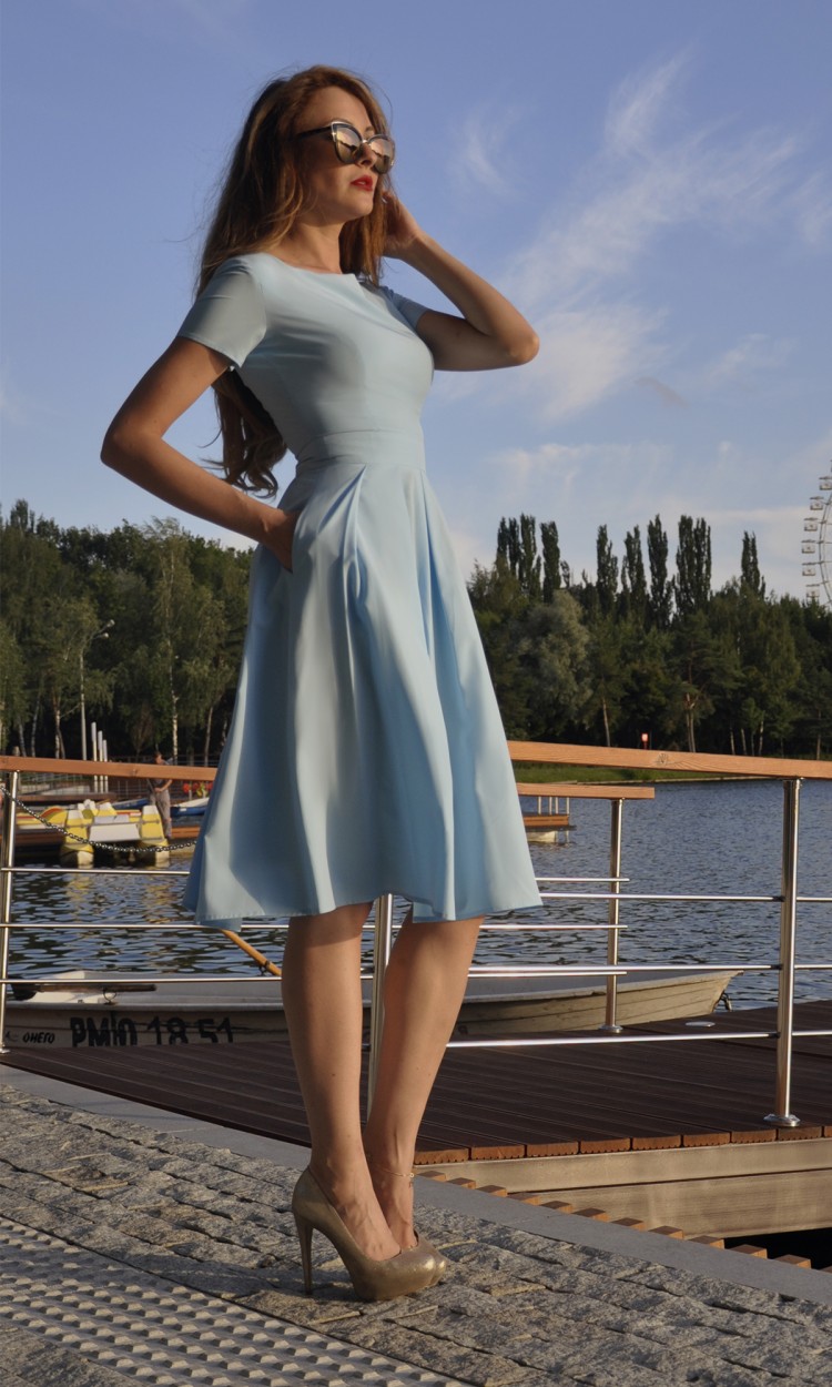 Платье П-1 Креп Midi голубое