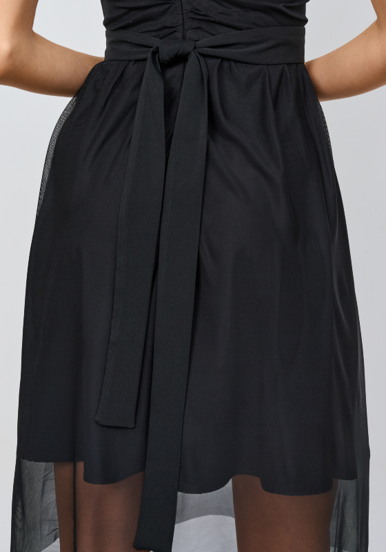 Платье длины мини с V-образным вырезом (Черный) - Платье длины мини с V-образным вырезом (Черный)