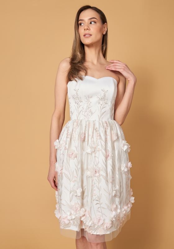 Эксклюзивное корсетное платье с 3D вышивкой, молочное  - Эксклюзивное корсетное платье с 3D вышивкой, молочное 