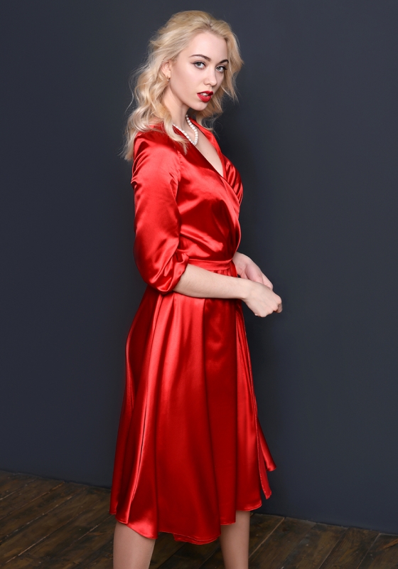 Обворожительное платье на запах, красное - Обворожительное платье на запах, красное